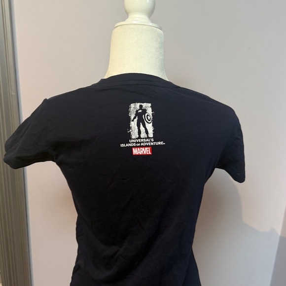 Captain America, Marvel Universal Studios Navy Graphic T-Shirt women’s L - Picture 2 of 3